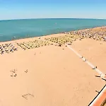 Beta روسولينا ماري