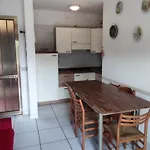 Beta روسولينا ماري